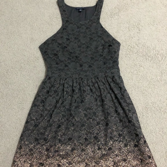 Pretty Party Dress - Picture 3 of 4